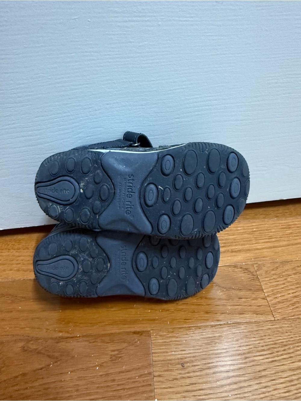 Stride Rite Sneakers - Picture 6 of 6
